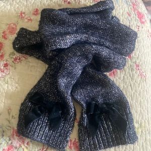 Kate Spade Sparkle blank and silver scarf with velvet bows